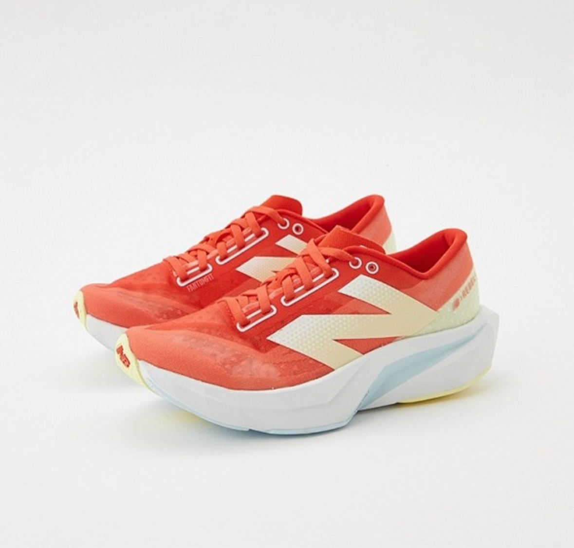New Balance Fuelcell Rebel V4