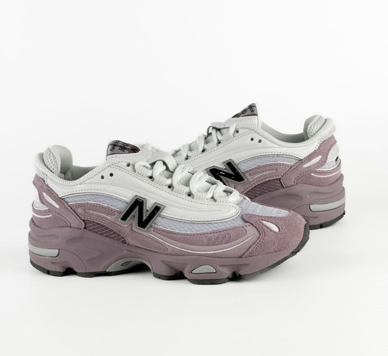 New Balance 1000