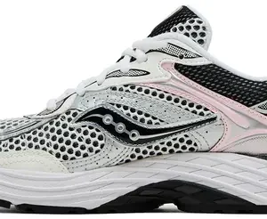 Saucony ProGrid Omni 9